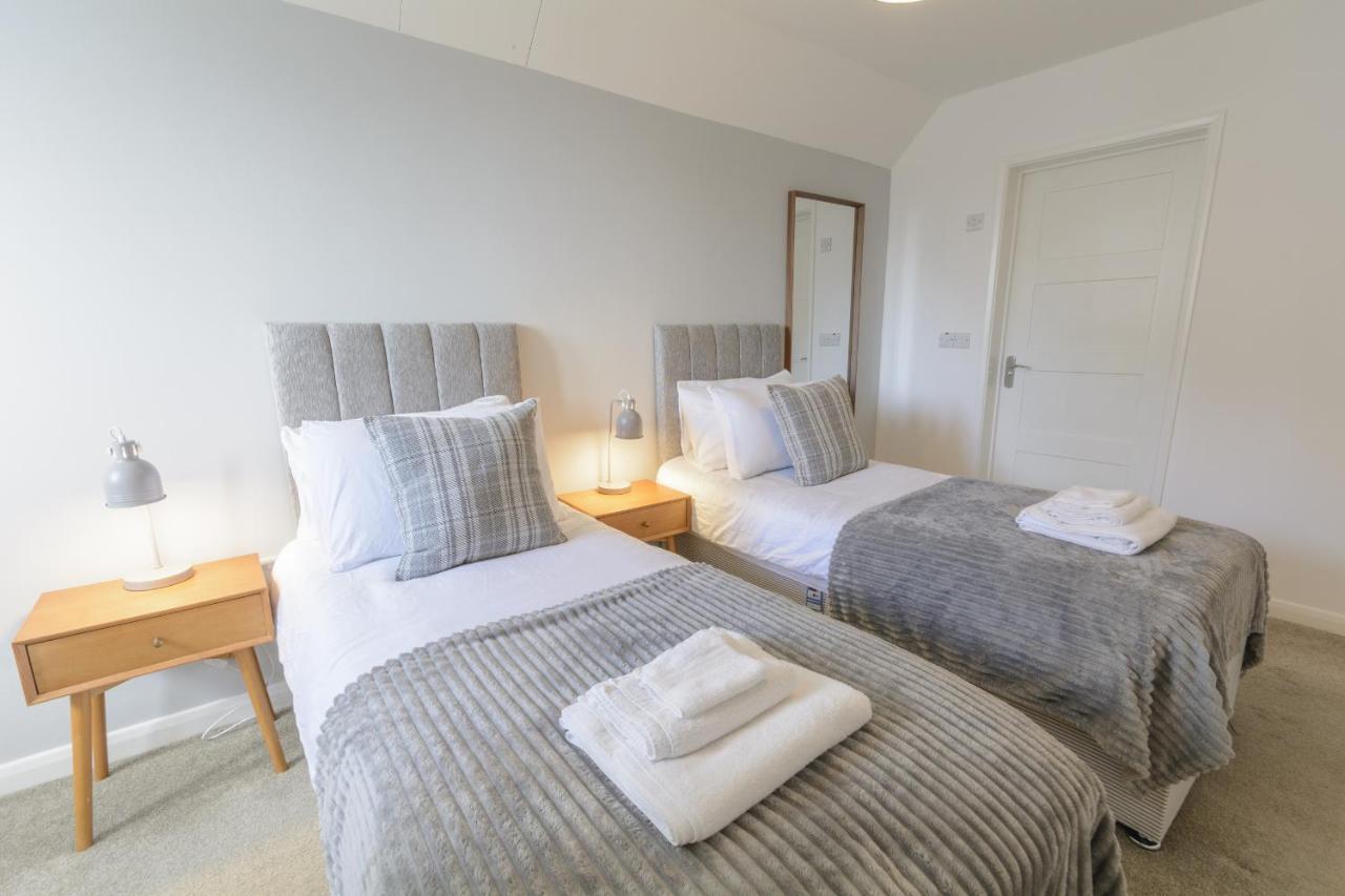 Crescent House Apartments テルフォード エクステリア 写真