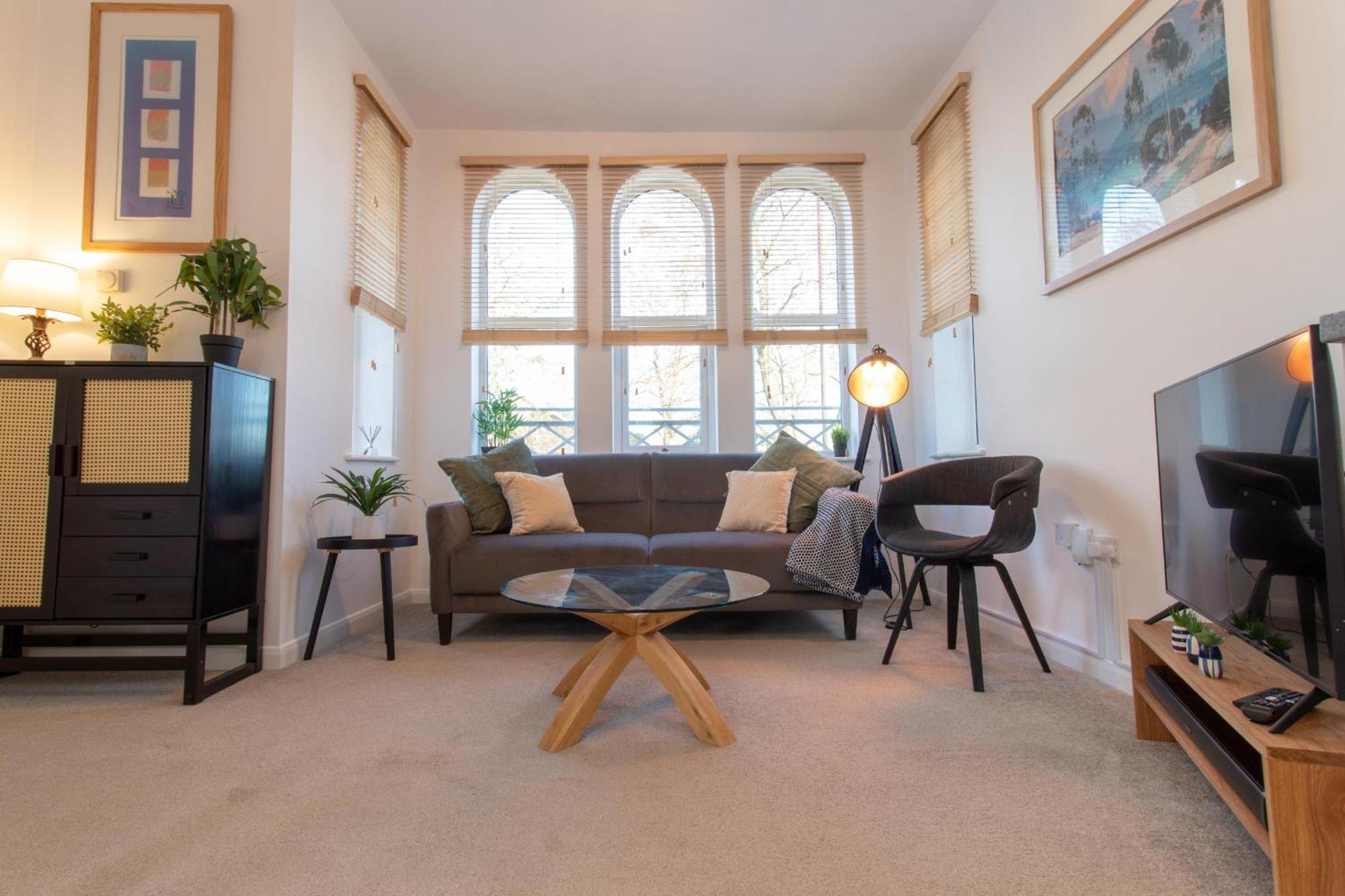 Crescent House Apartments テルフォード 部屋 写真